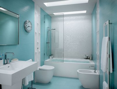 Голубой кафель в ванной