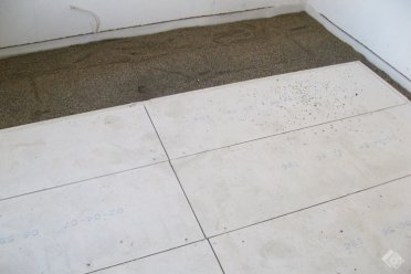 варіанти укладання плитки на підлогу